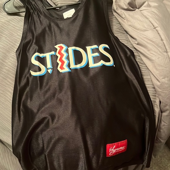 Supreme Tops - Supreme jersey shirt size small